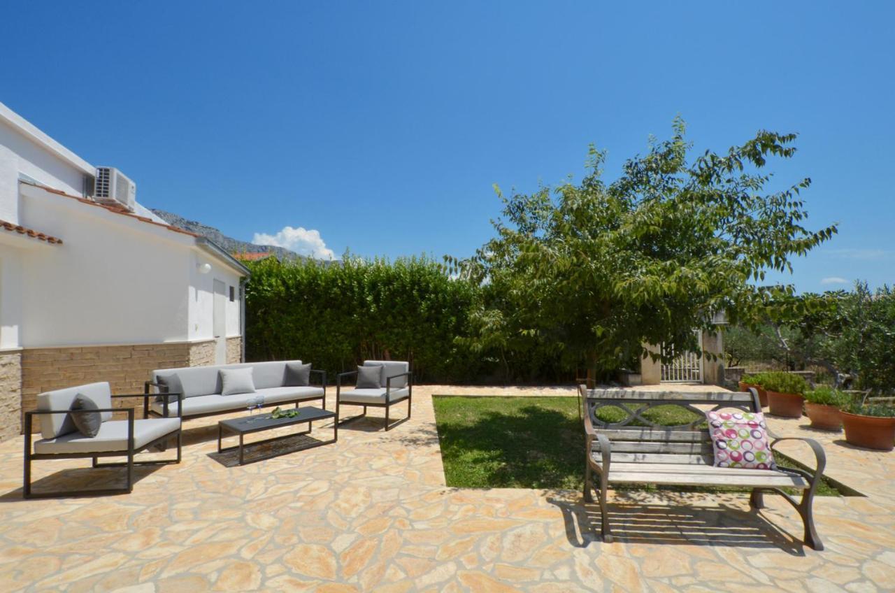 Holiday Home Nevera Kaštela Zewnętrze zdjęcie