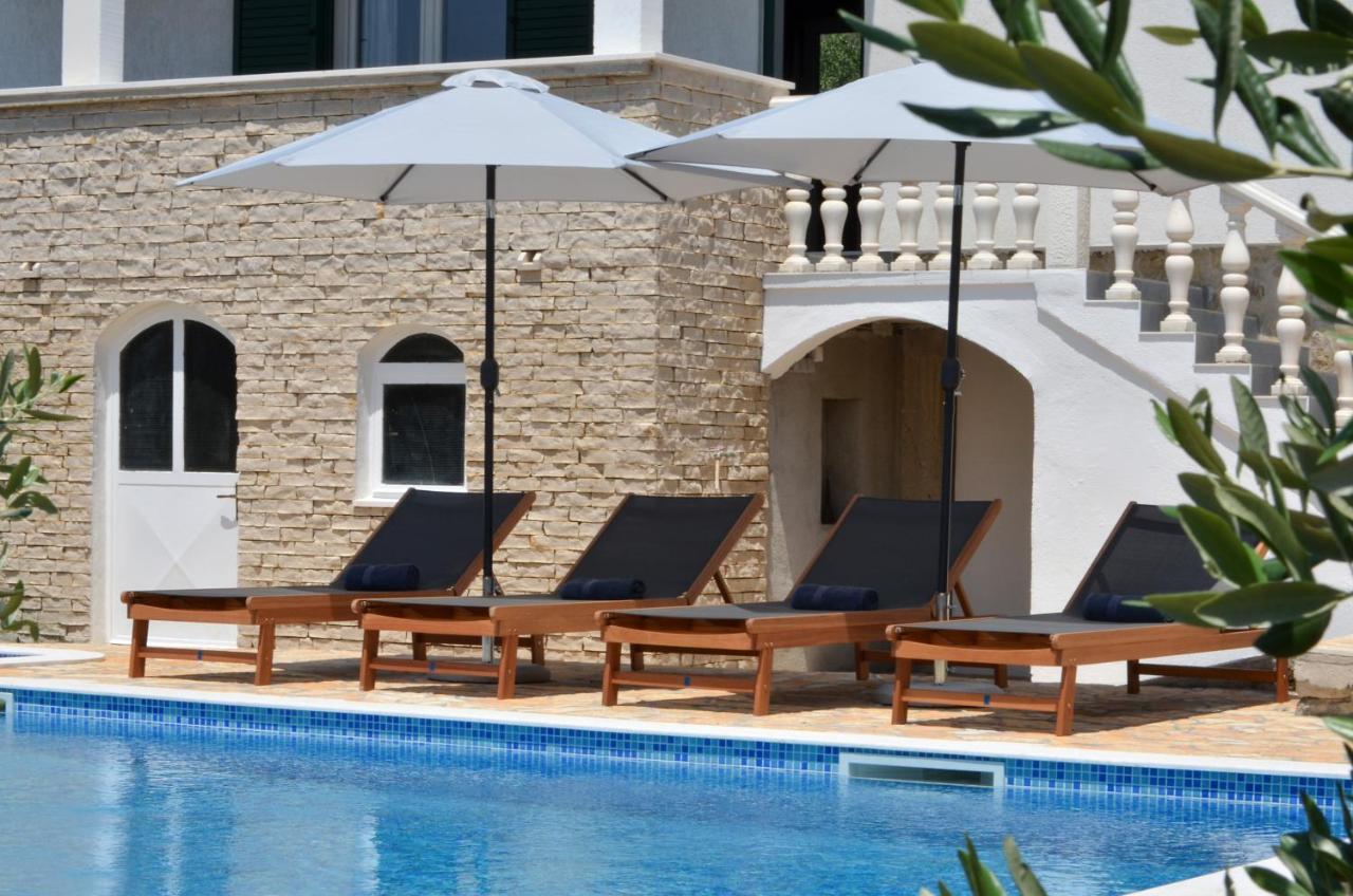 Holiday Home Nevera Kaštela Zewnętrze zdjęcie