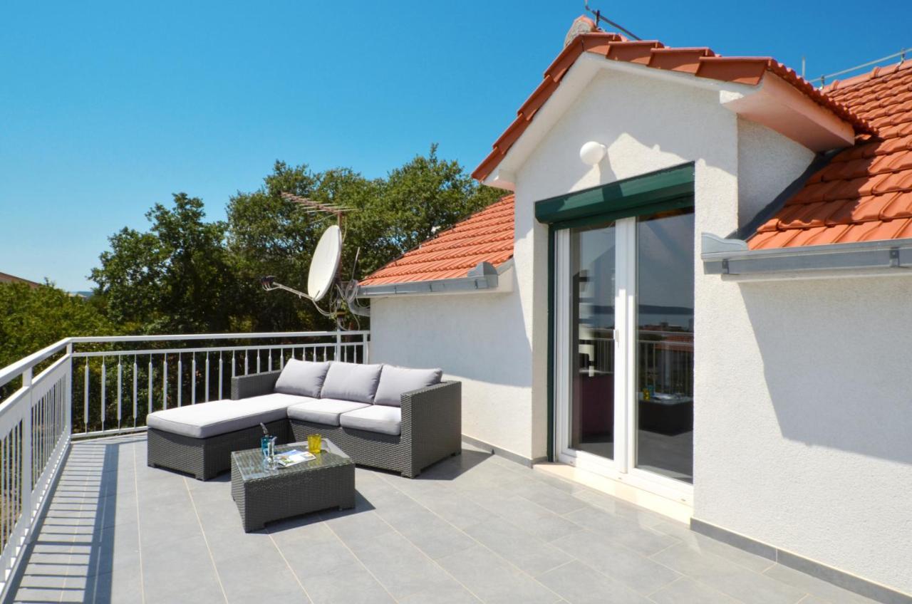 Holiday Home Nevera Kaštela Zewnętrze zdjęcie