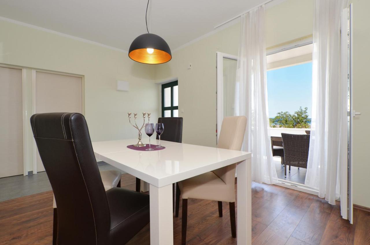 Holiday Home Nevera Kaštela Zewnętrze zdjęcie